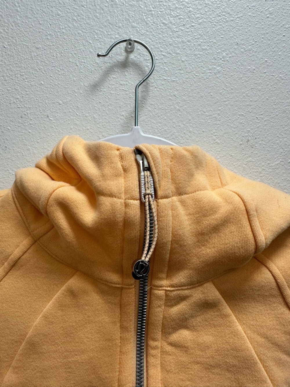 Peach coral Lululemon cropped scuba jacket - Picture 4 of 5